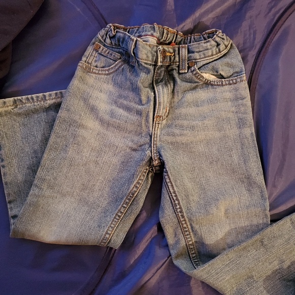 Boys 2 shirt 1 Jean Outfit - Picture 4 of 6